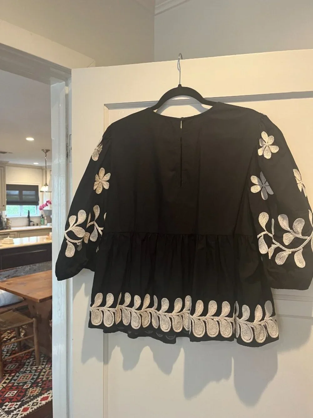 Anthropologie Black Peasant Blouse with Ivory Floral Embroidery - L - Picture 4 of 7